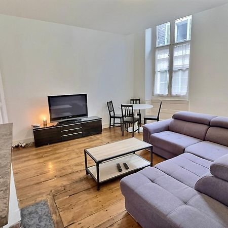 Wonderhost, Superbes Volumes Et Charme De L'Ancien Appartement Pau Buitenkant foto