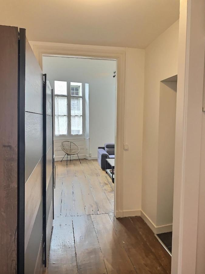 Wonderhost, Superbes Volumes Et Charme De L'Ancien Appartement Pau Buitenkant foto